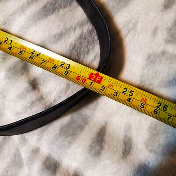 Black Fringe Crossbody Bag PRE-OWNED EXCELLENT CONDITION - Picture 10 of 10